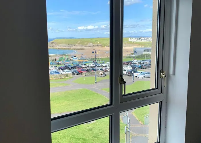 4 Peak - Sea View Apartmán *